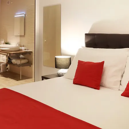 M Ξενοδοχείο με διαμερίσματα 3*