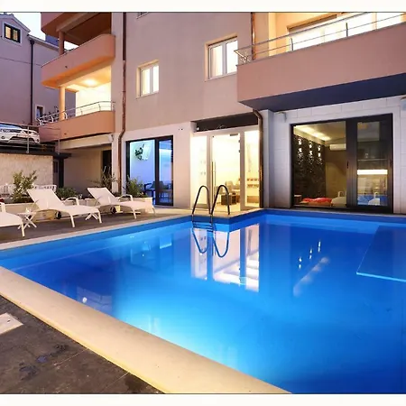 Hotel apartamentowy M 3*